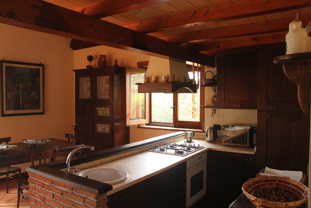 Mount Etna Chalet Maletto Exterior photo