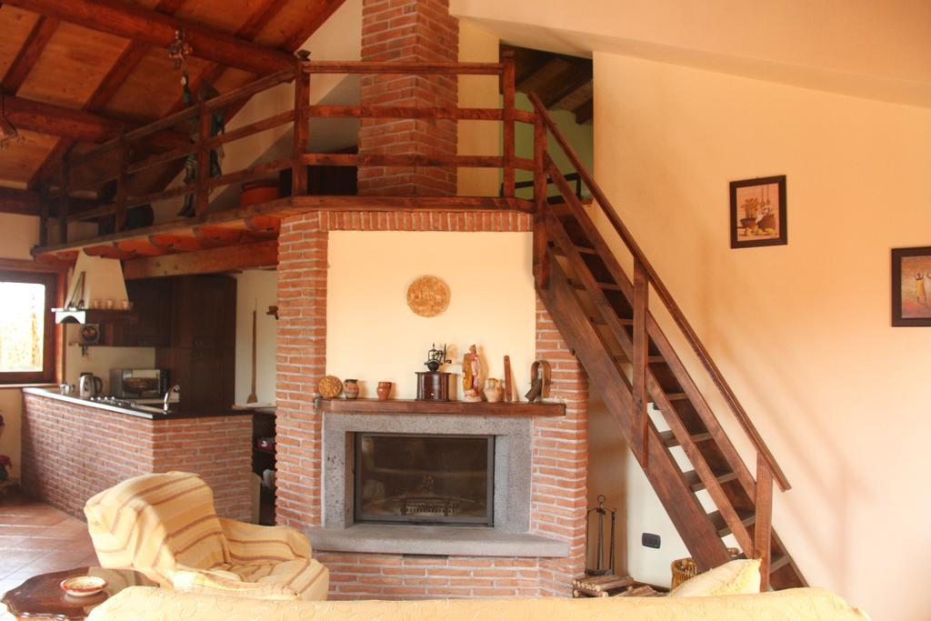 Mount Etna Chalet Maletto Exterior photo